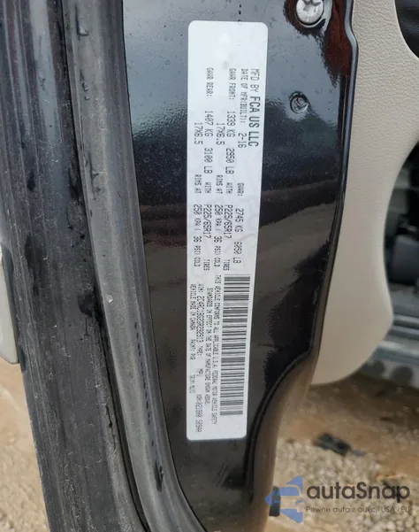 2016 Chrysler Town & Country Touring z USA, uszkodzony, nr VIN 2C4RC1BG2GR292913